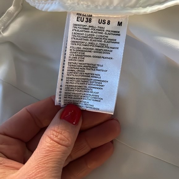 Bogner Lightweight Quilted Vest Size 8 - Picture 9 of 12